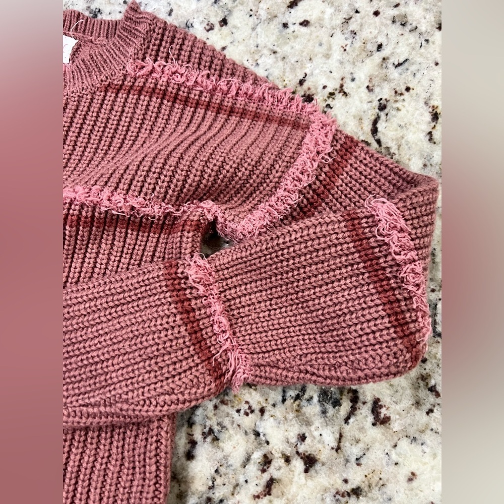Girls Sweater Size 7/8 Small - Picture 3 of 6